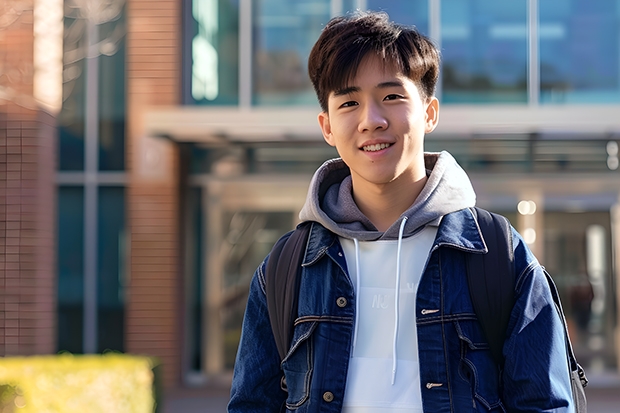 兰州理工中等专业学校和临高县中等职业技术学校哪个好